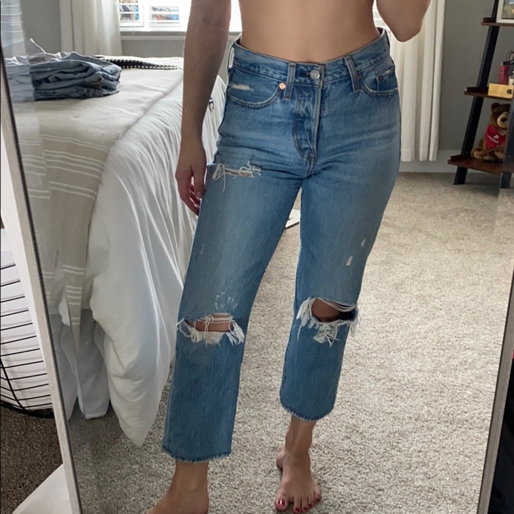 Levi’s Wedgie Straight Ripped Jeans